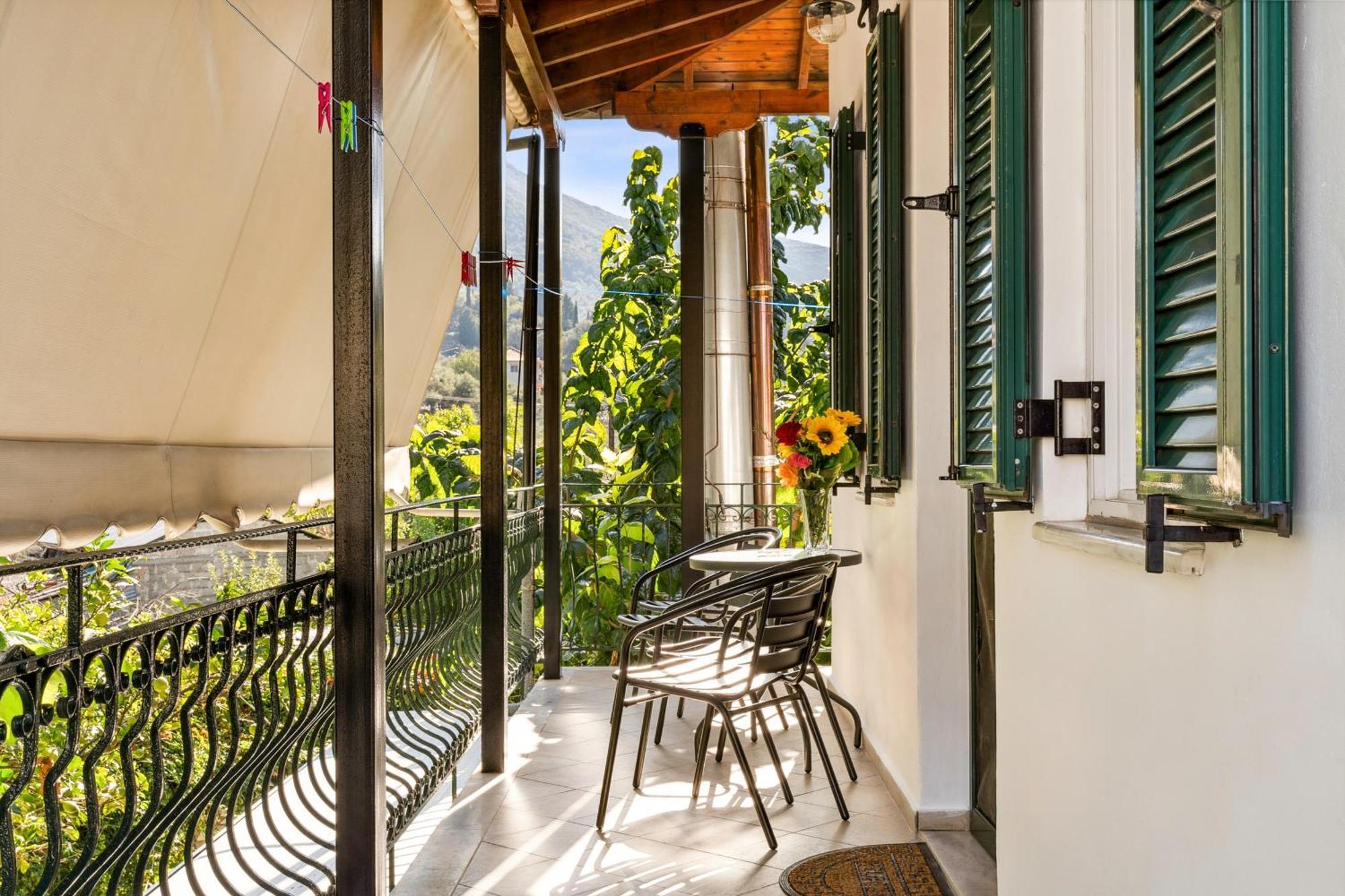 Verani Residence Parking Balcony Playground Sivros Bagian luar foto
